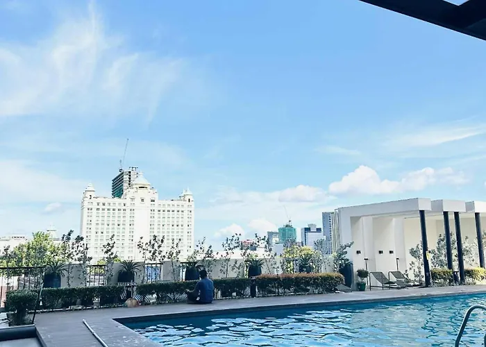 Cozy Modern Fully Furnished Unit Near It Park Apartment *